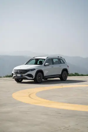 Mercedes GLB e EQB 2024