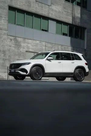 Mercedes GLB e EQB 2024