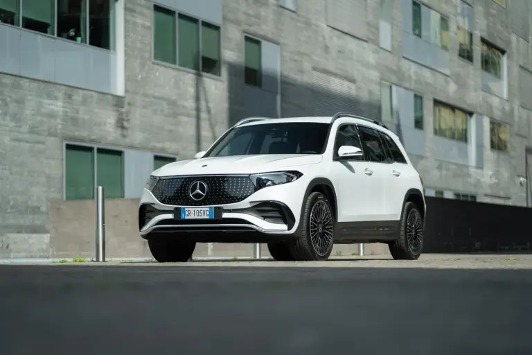 Mercedes GLB e EQB 2024 - 49