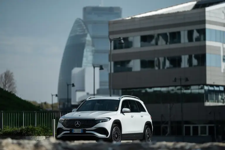 Mercedes GLB e EQB 2024 - 67