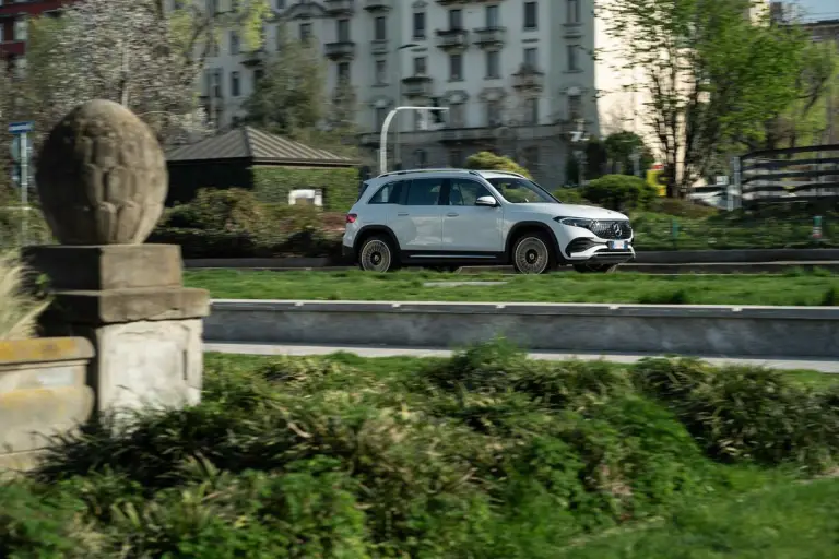 Mercedes GLB e EQB 2024 - 74