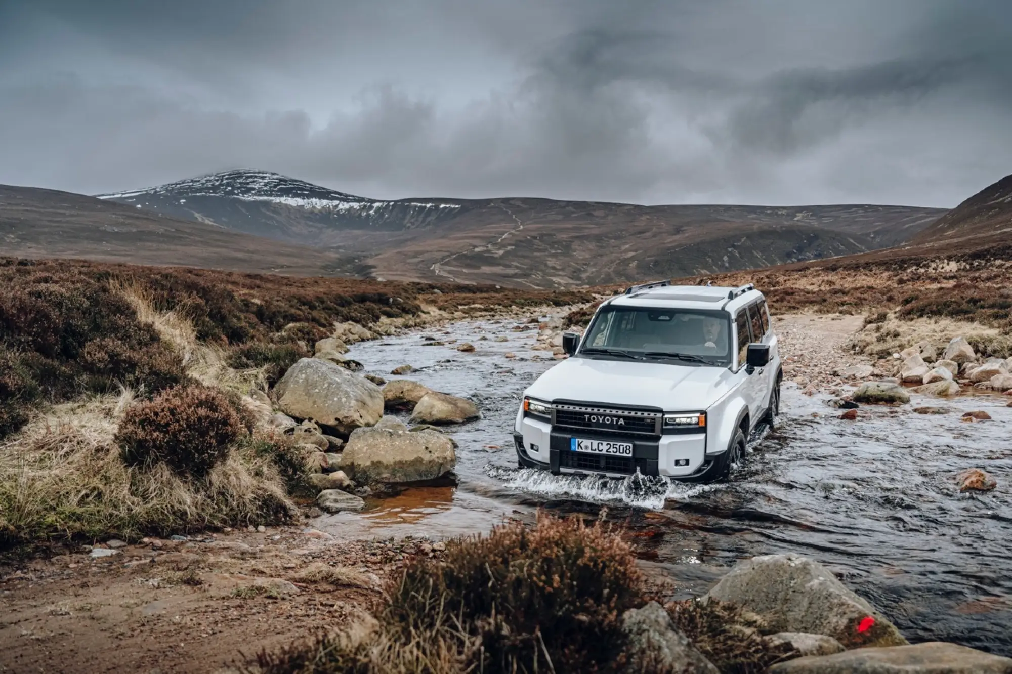 Toyota Land Cruiser 2024 - Foto ufficiali - 10