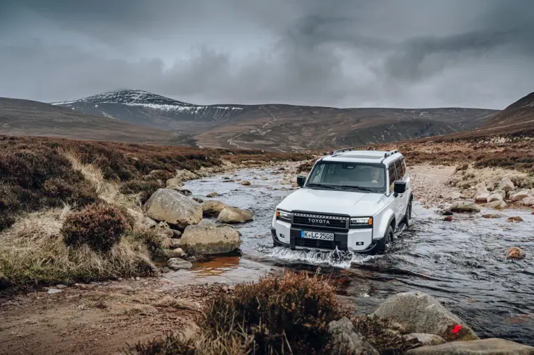 Toyota Land Cruiser 2024 - Foto ufficiali - 10