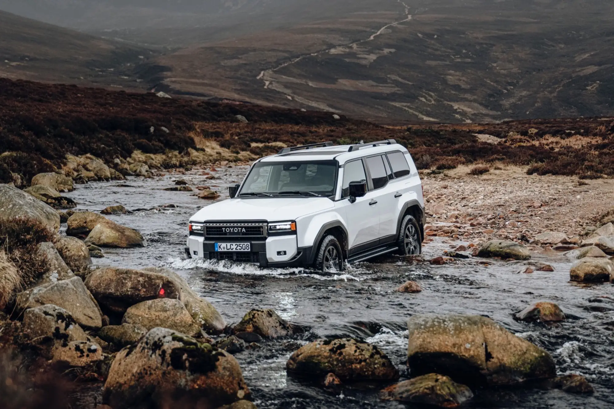 Toyota Land Cruiser 2024 - Foto ufficiali - 11