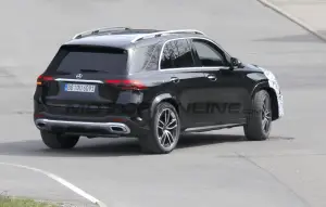 Mercedes GLE 2024 - Foto spia 04-04-2024