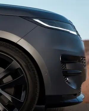 Range Rover Sport Stealth Pack - 4