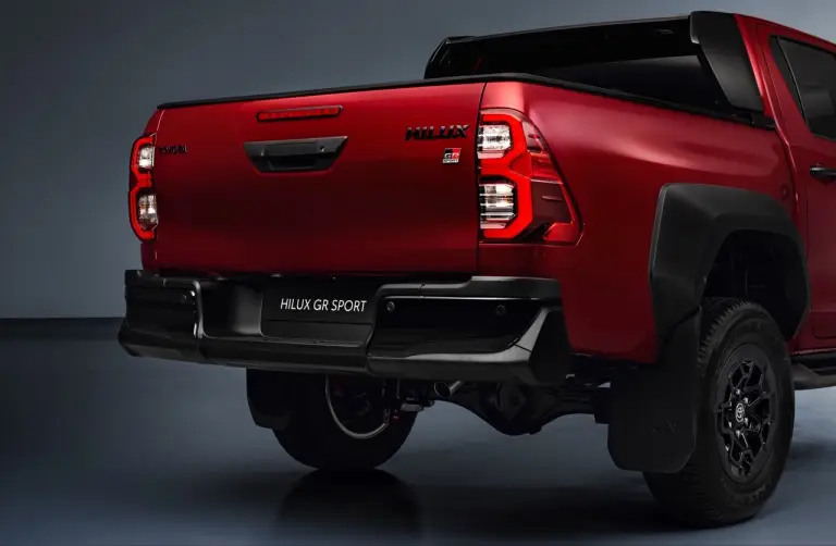 Toyota Hilux 2024 - Foto ufficiali - 8