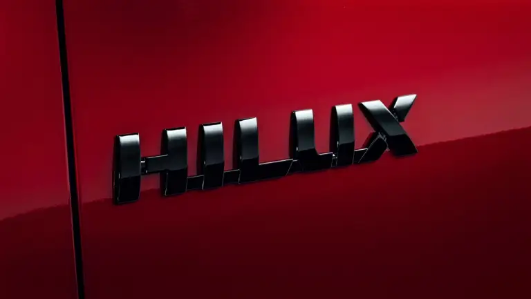 Toyota Hilux 2024 - Foto ufficiali - 11