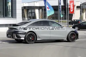 Hyundai Ioniq 6 N - Foto spia 9-4-2024 - 7