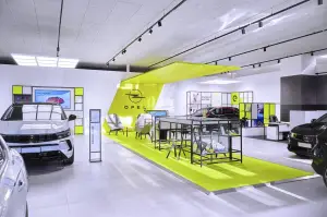 Opel nuovo showroom - 1