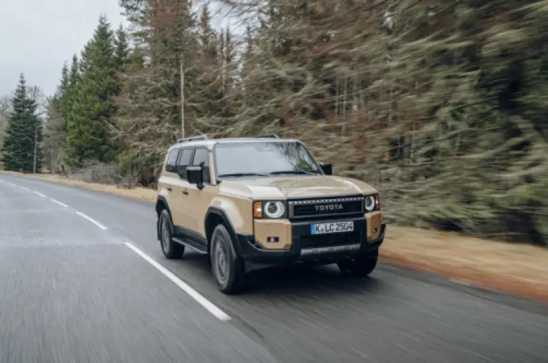 Nuovo Toyota Land Cruiser - 7