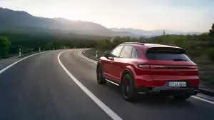 Porsche Cayenne GTS 2024