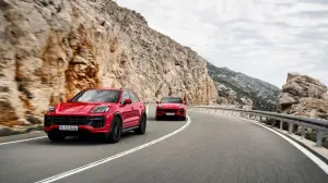 Porsche Cayenne GTS 2024 - 21