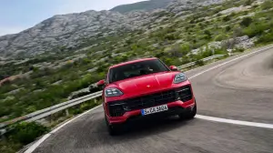 Porsche Cayenne GTS 2024