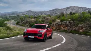 Porsche Cayenne GTS 2024