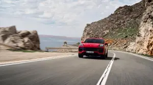 Porsche Cayenne GTS 2024