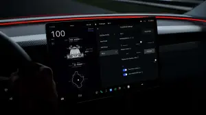 Nuova Tesla Model 3 Performance