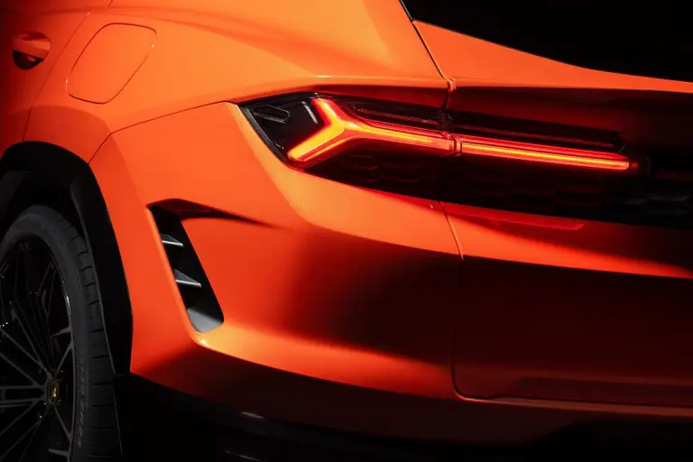 Lamborghini Urus SE - 15