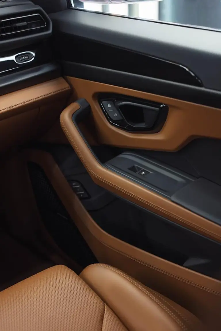 Lamborghini Urus SE - 32