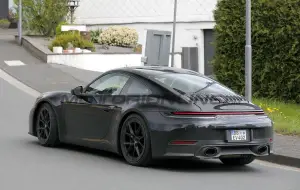 Porsche 911 - Gamma 2025 - Foto spia 26-04-2024
