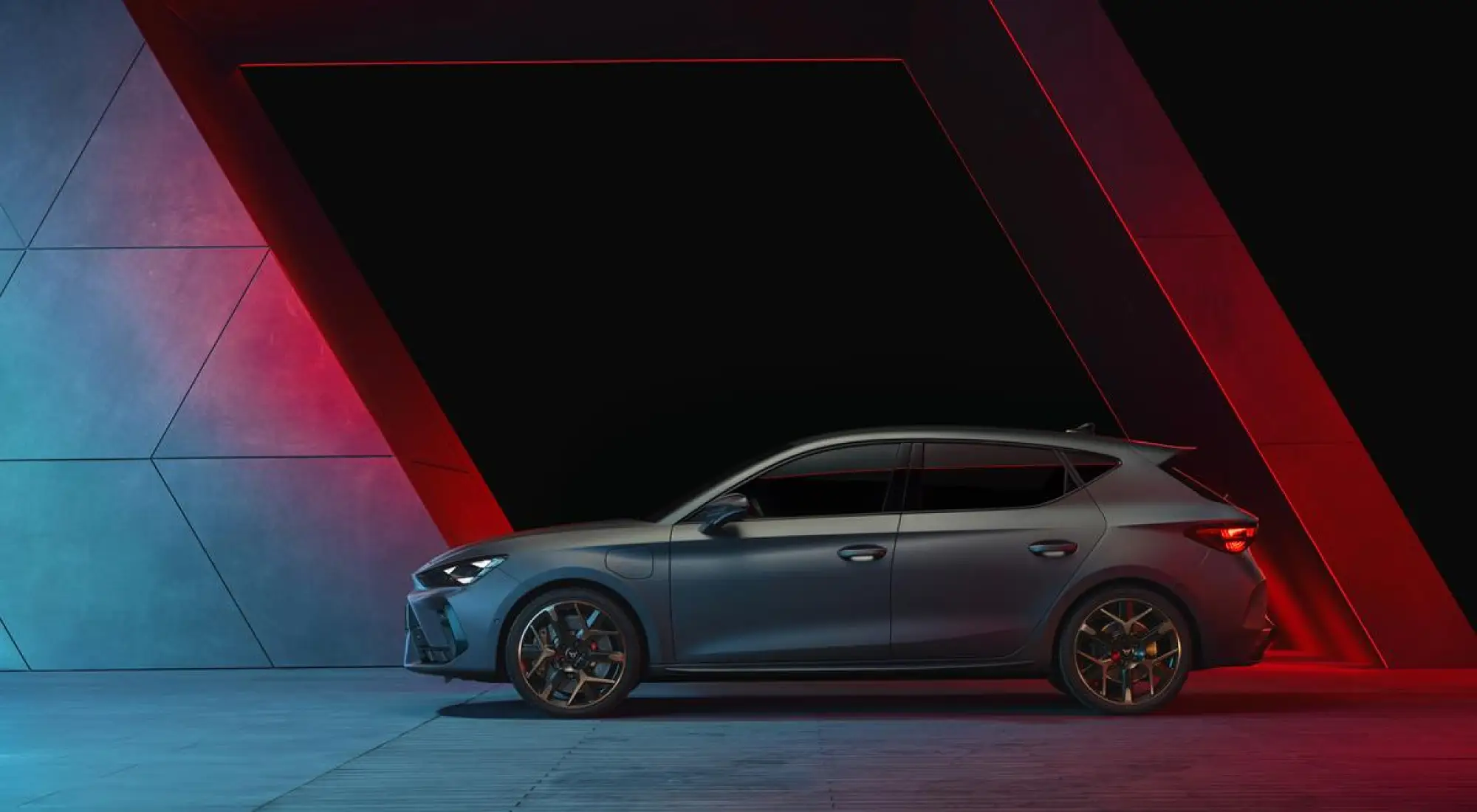 Cupra Formentor e Leon 2024 - 16