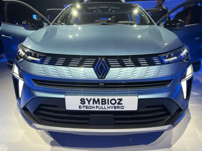 Renault Symbioz - 13