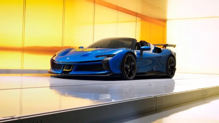 Ferrari SF90 XX Spider - Foto ufficiali - 1