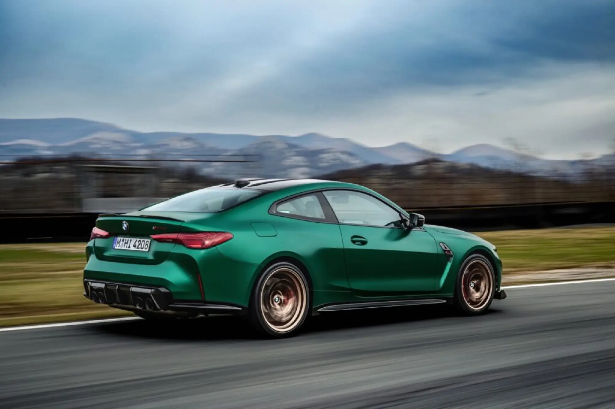 BMW M4 CS 2024 - 25