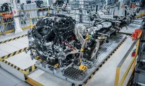 Bentley Ultra Performance Hybrid - 5