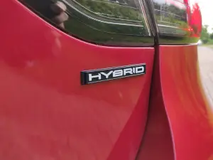 Opel Corsa Hybrid - Prova Milano