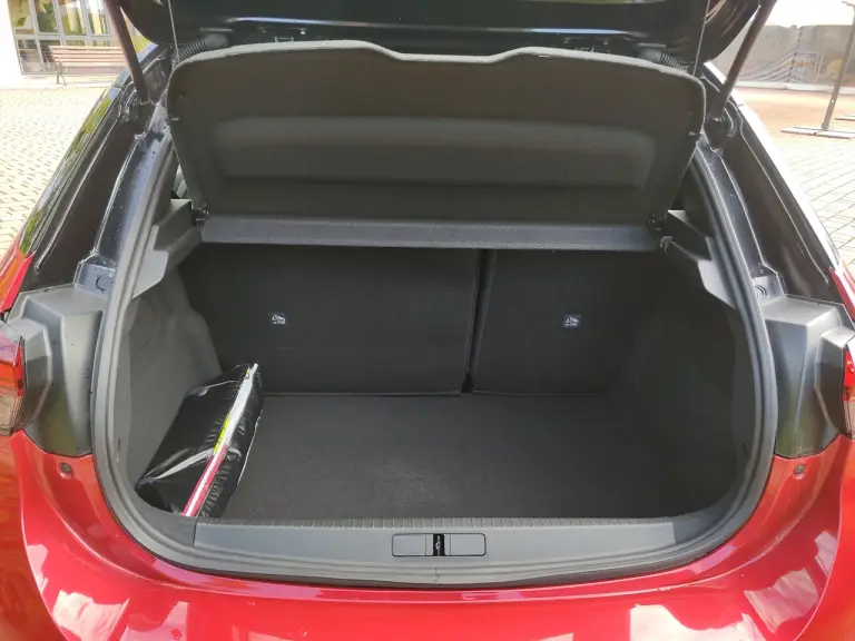 Opel Corsa Hybrid - Prova Milano - 19