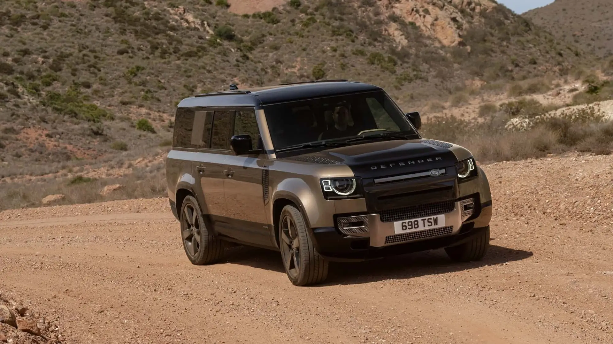 Land Rover Defender 2024 - 24