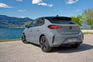 Opel Corsa Electric - Colosso di San Carlo Borromeo