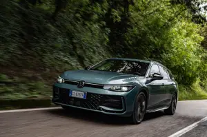 Volkswagen Tiguan 2024 e Passat 2024 - Prime impressioni