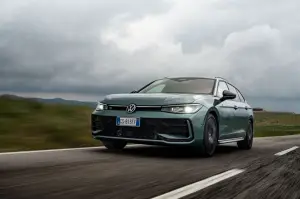 Volkswagen Tiguan 2024 e Passat 2024 - Prime impressioni