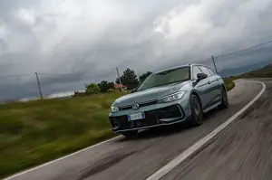 Volkswagen Tiguan 2024 e Passat 2024 - Prime impressioni