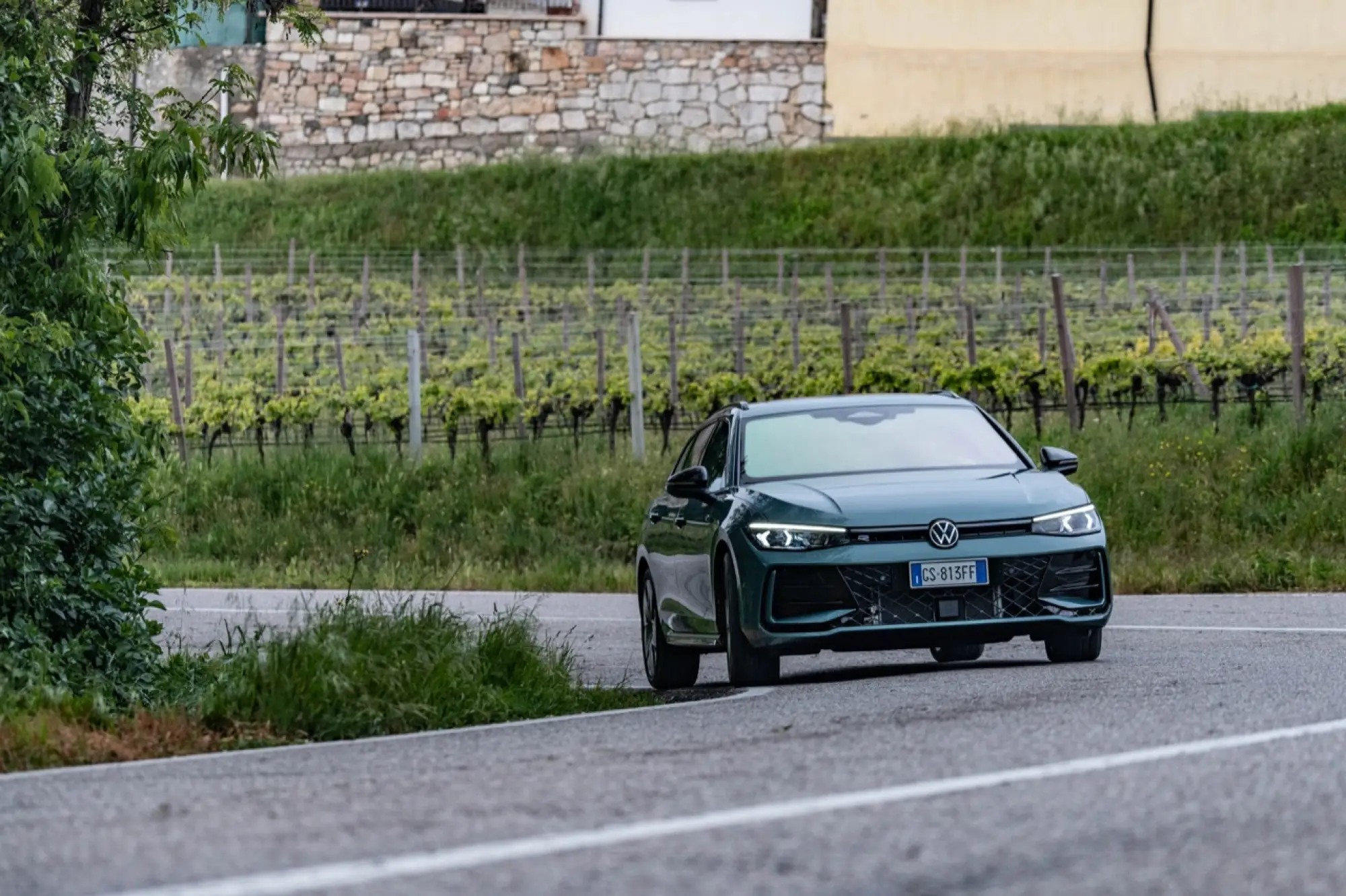 Volkswagen Tiguan 2024 e Passat 2024 - Prime impressioni - 17