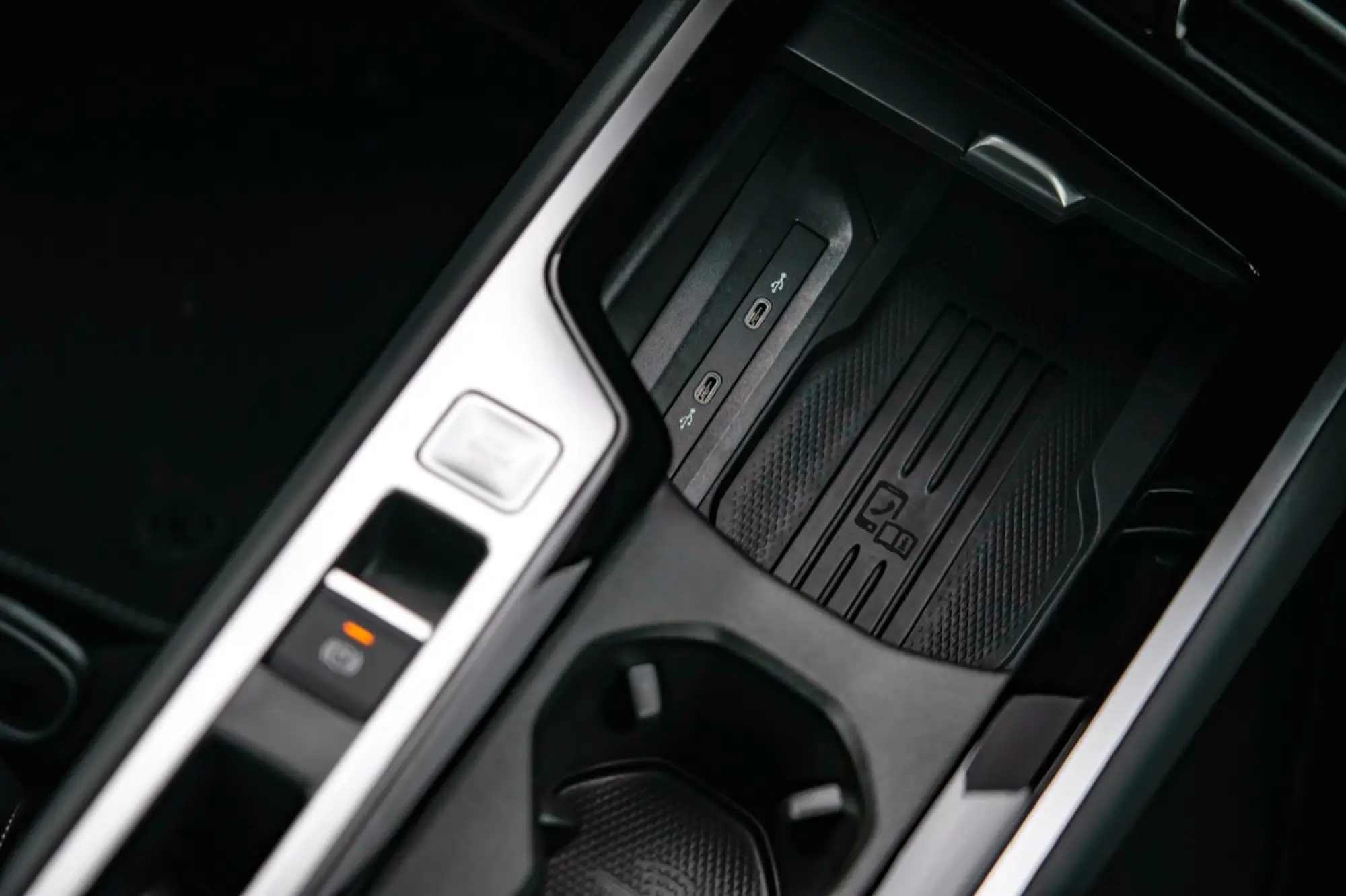 Volkswagen Tiguan 2024 e Passat 2024 - Prime impressioni - 30