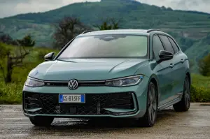 Volkswagen Tiguan 2024 e Passat 2024 - Prime impressioni