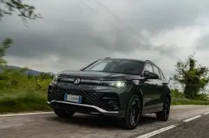 Volkswagen Tiguan 2024 e Passat 2024 - Prime impressioni