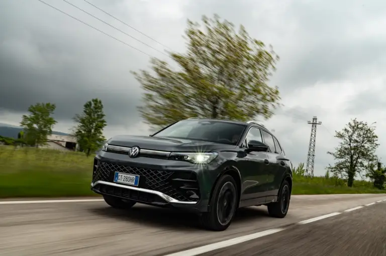 Volkswagen Tiguan 2024 e Passat 2024 - Prime impressioni - 52