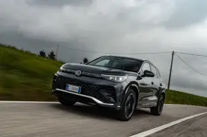 Volkswagen Tiguan 2024 e Passat 2024 - Prime impressioni