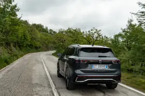 Volkswagen Tiguan 2024 e Passat 2024 - Prime impressioni