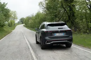 Volkswagen Tiguan 2024 e Passat 2024 - Prime impressioni