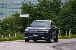 Volkswagen Tiguan 2024 e Passat 2024 - Prime impressioni
