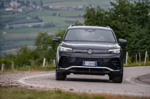 Volkswagen Tiguan 2024 e Passat 2024 - Prime impressioni