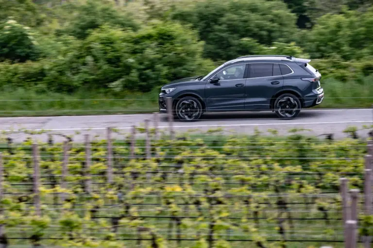 Volkswagen Tiguan 2024 e Passat 2024 - Prime impressioni - 74