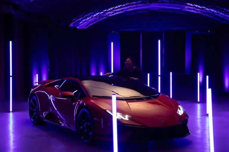 Lamborghini - The Touch - The Power of Emotions - 15