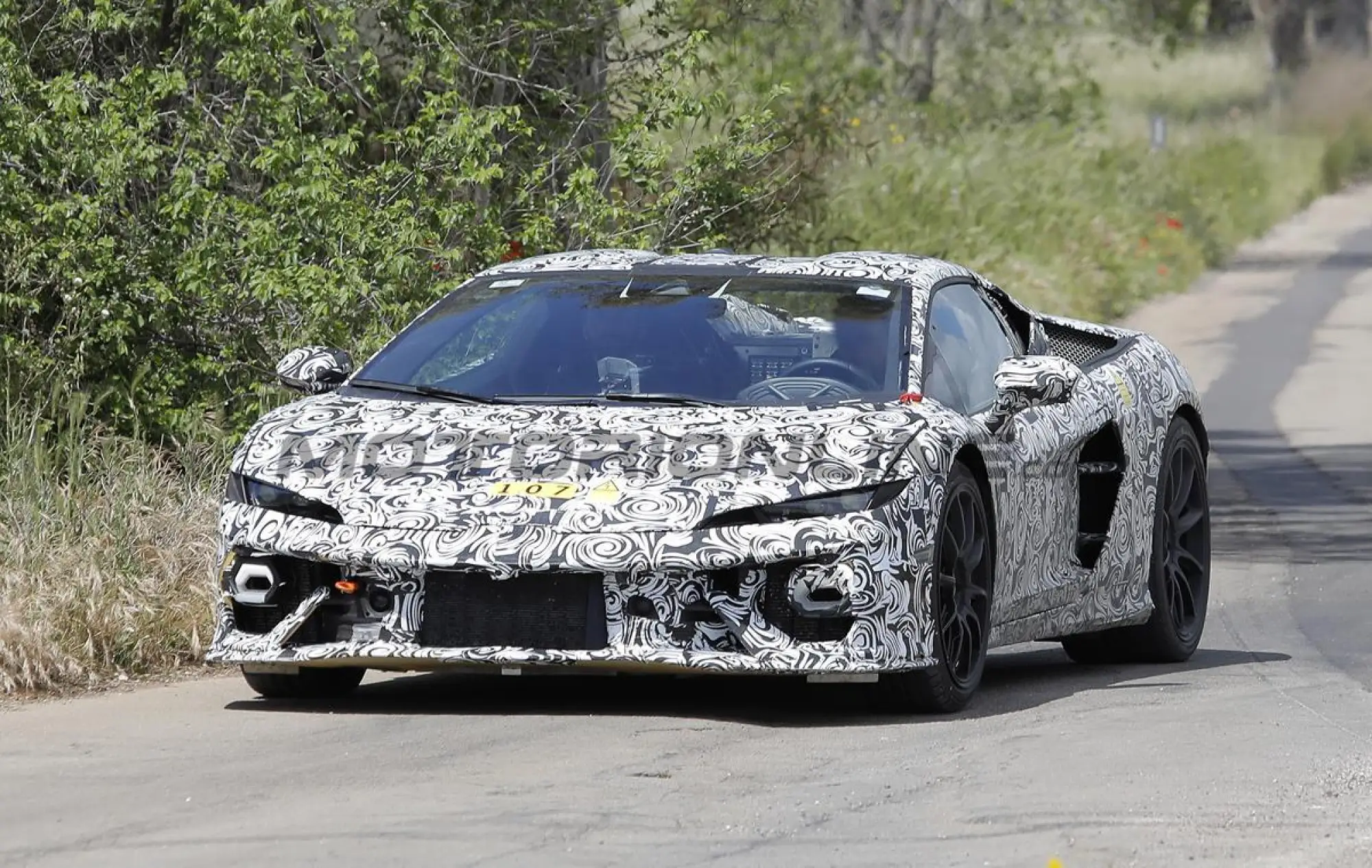 Lamborghini Temerario - Foto spia 16-05-2024 - 4