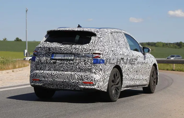 Skoda Elroq - Foto spia 16-05-2024 - 8